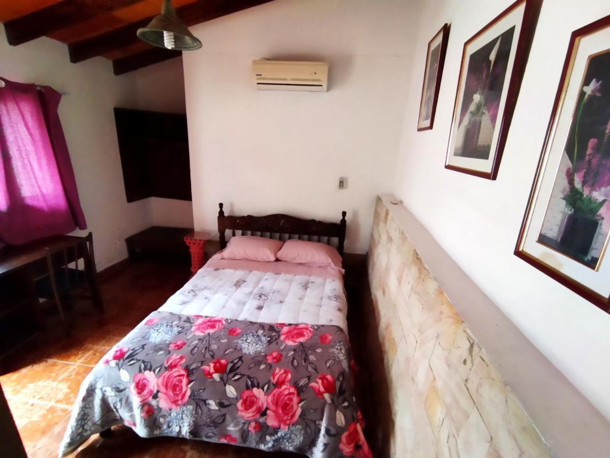 Hotel La Aparesida Areguá Eksteriør bilde
