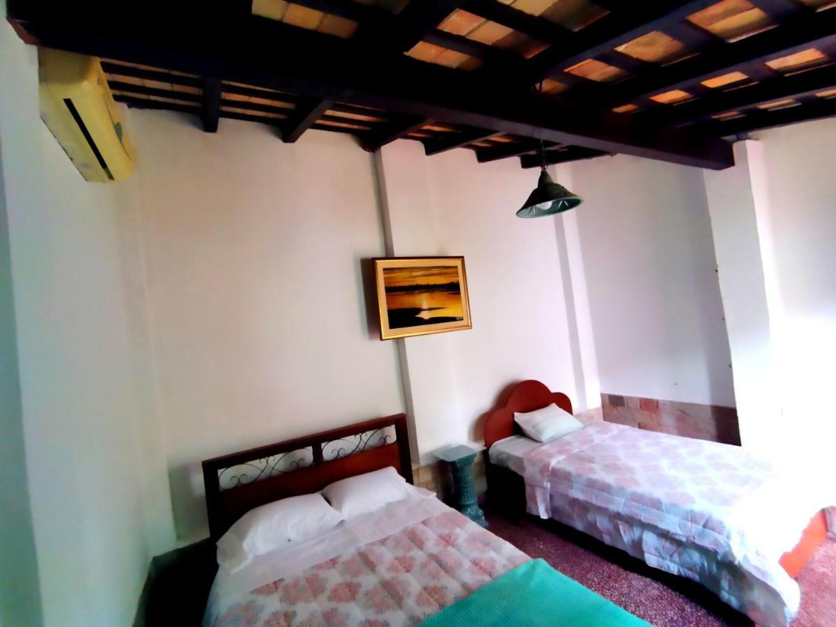Hotel La Aparesida Areguá Eksteriør bilde